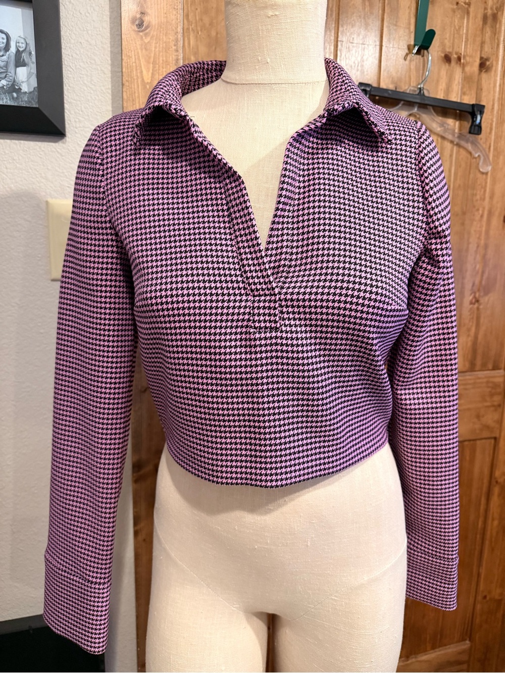 Zara Pink and Navy Houndstooth Collared Crop Top